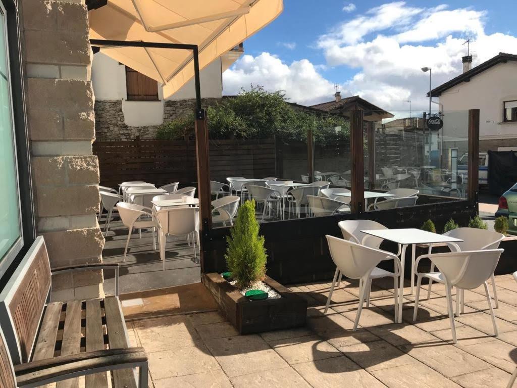 Hostal Ardoi Zizur Mayor Exterior foto