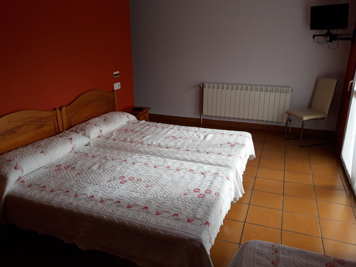 Hostal Ardoi Zizur Mayor Exterior foto